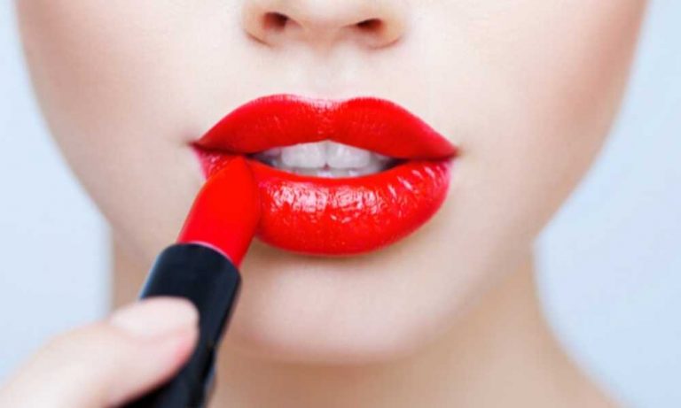 Fillers for Non-Surgical Lip Plumper Treatments